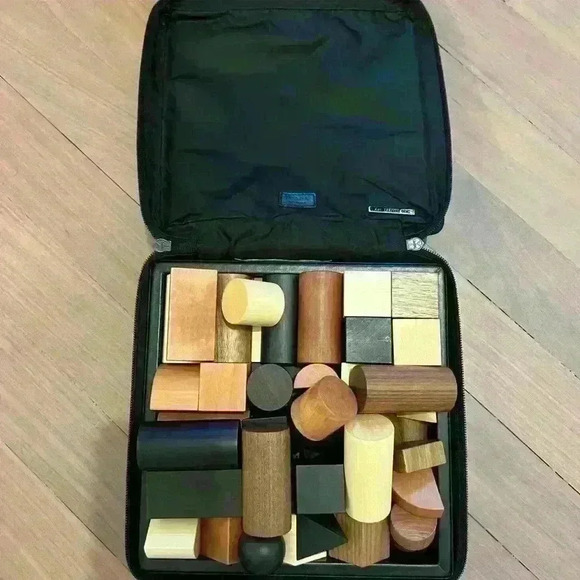 Prada Cubes Game - Picture 3 of 4